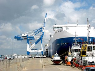 Photo: A Ro-Ro vessel unloading vehicles in Hambantota.