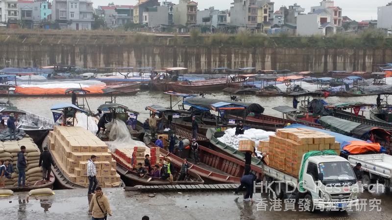 Photo: Border trading activities at Dongxing Port.