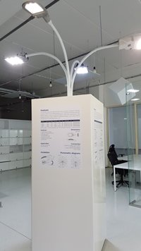 相片:EFG在D1國際商貿會展中心展示路燈產品。