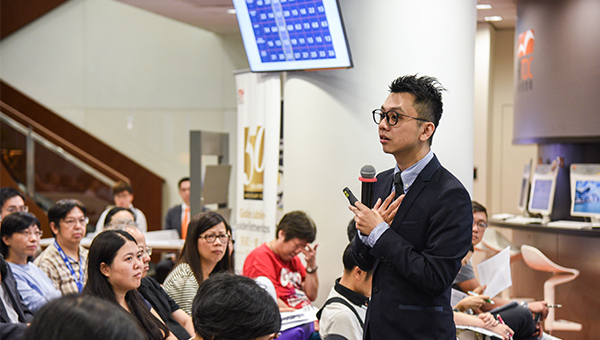 香港市务学会主席凌羽一 香港市务学会主席凌羽一