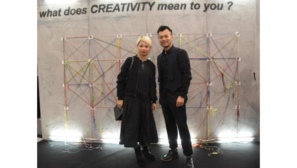 刘玉翠(左)及香港设计师任铭晖(右)合照