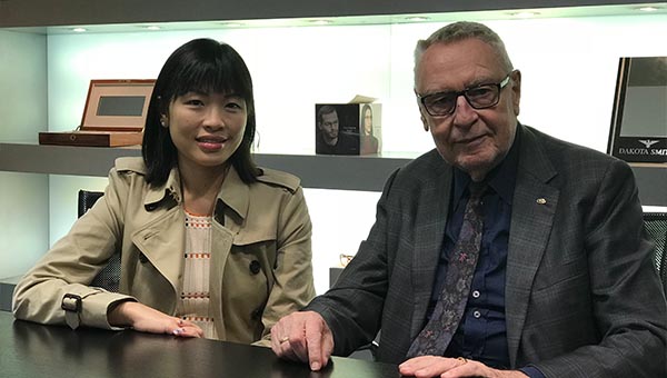Hans Stepper(右); 吴逸珊(左) Hans Stepper(右); 吴逸珊(左)