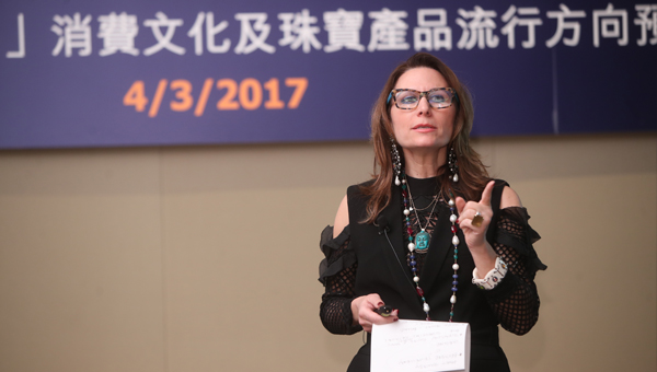 Paola De Luca Paola De Luca