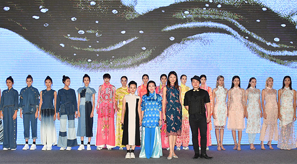 「香港晚宴」時裝匯演 「香港晚宴」時裝匯演