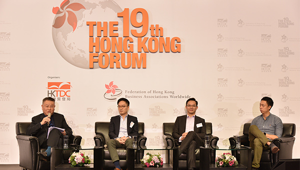 右起:王志豪, 林曉鋒, 張迅豪 右起:王志豪, 林曉鋒, 張迅豪