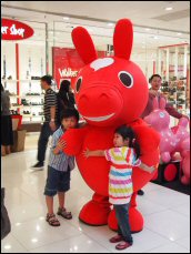 Shopping mall promotional events, such as this one for the popular horse character Rody, help boost 