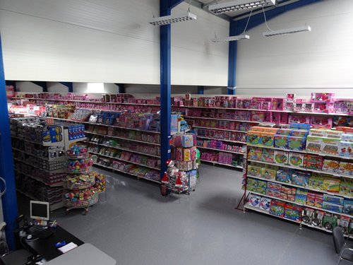 Photo: Showrooms are popular channels for toy shop owners in Hungary to browse and source new toys