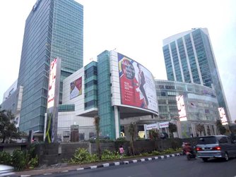 Photo: A large scale shopping mall hosts Jakarta Fashion Week - Senayan City, Jakarta