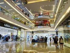 图: 雅加达中央公园购物商场的崇光及马莎百货