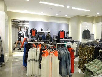 图: 马莎推出较前卫的服装系列
