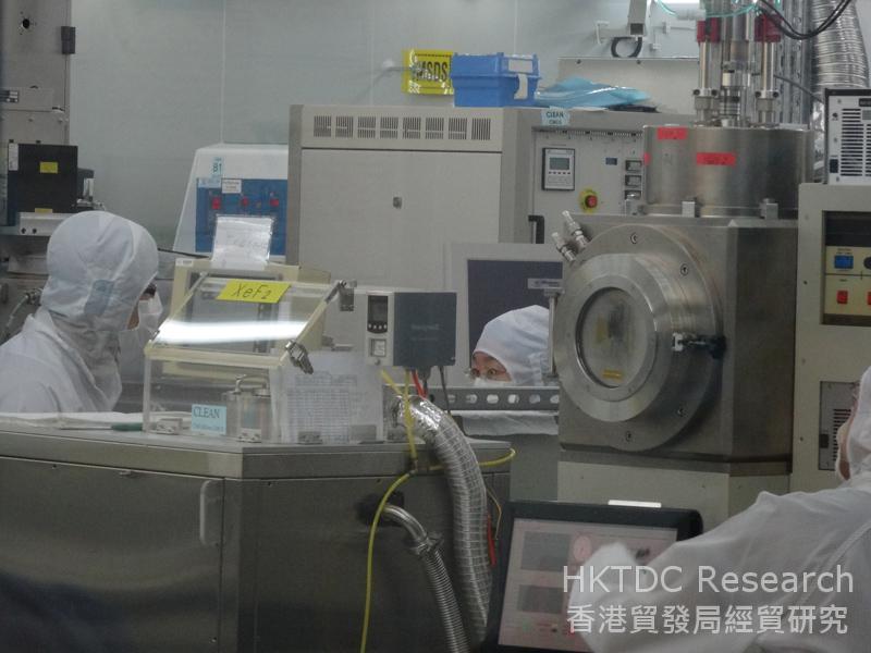 Photo: Hong Kong’s laboratory testing services have a worldwide reputation (2)