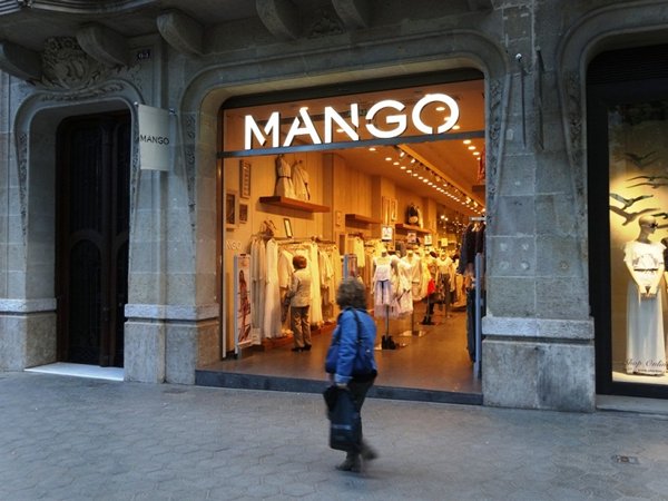 相片:MANGO是著名的跨國品牌 相片:MANGO是著名的跨國品牌