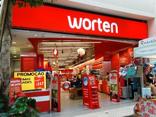 相片:Continente(大型超市)及 Worten(電子消費品及娛樂) 相片:Continente(大型超市)及 Worten(電子消費品及娛樂)