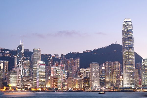 相片:香港会计业者可为投资者作出策略性投资建议 相片:香港会计业者可为投资者作出策略性投资建议
