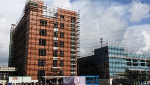 相片:位於江門開平翠山湖產業轉移園正在擴建的廠房 相片:位於江門開平翠山湖產業轉移園正在擴建的廠房