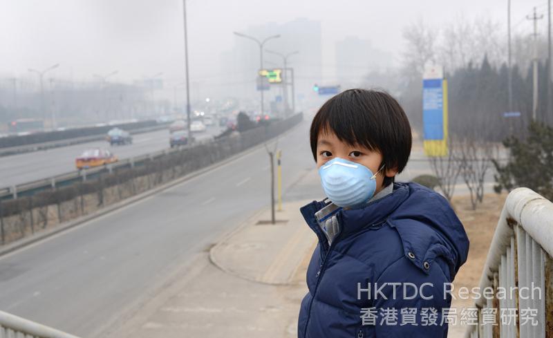 Photo: Containing air pollution: A YRD priority.