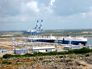 Photo: Automobile transshipment is currently the main business of Hambantota port.