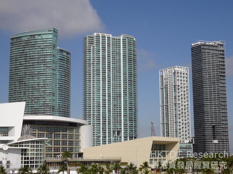 相片:拉美資金不斷湧入邁阿密，推高市場對豪華公寓、高檔市區住宅和商業空間的需求。