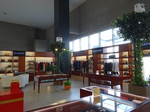 Photo:The 'Century Show' Experience Store at Chongqing Bonded Commodity Exhibition & Trading Centre. Photo:The 'Century Show' Experience Store at Chongqing Bonded Commodity Exhibition & Trading Centre.