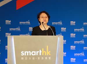 相片:许津瑜认为内地企业将随着中国推进「一带一路」加快「走出去」步伐 相片:许津瑜认为内地企业将随着中国推进「一带一路」加快「走出去」步伐