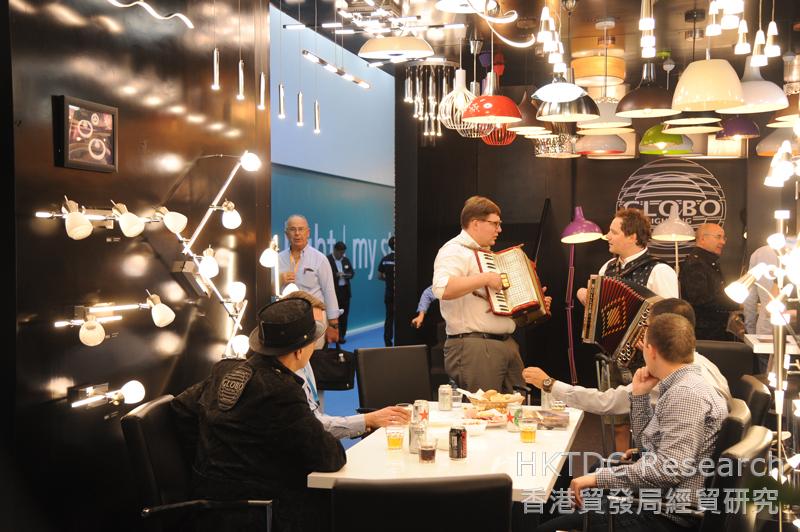 Photo: The lighting market is expected to remain steady in 2016.
