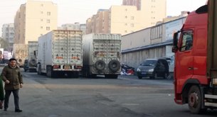 相片:与批发市场配套的物流服务 相片:与批发市场配套的物流服务