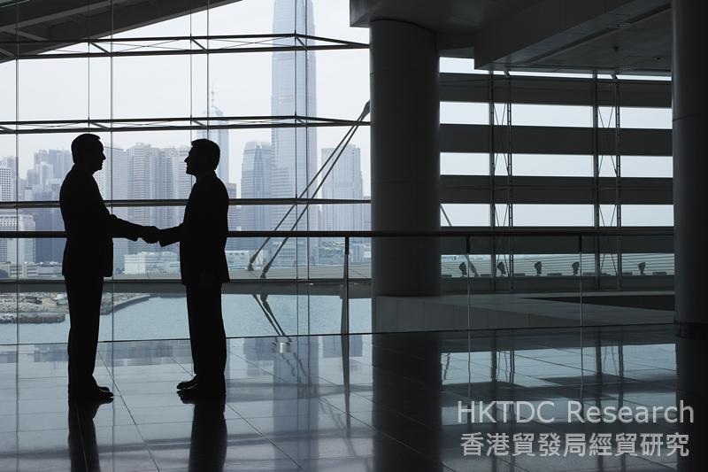 相片：香港是中國內地投資海外的首選服務平台。