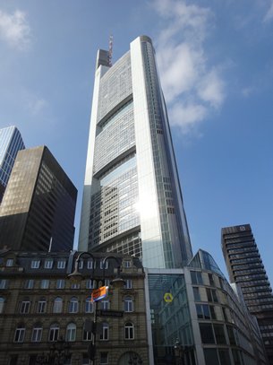 相片:德國商業銀行總部位於法蘭克福 相片:德國商業銀行總部位於法蘭克福