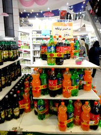 图: 当地超级市场出售可口可乐、雪碧及芬达等非酒精饮品