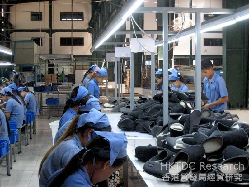 图: 兰黛雅工业城的一家中资鞋厂。