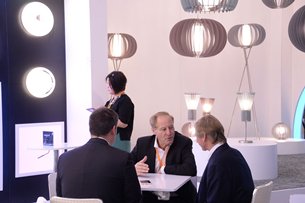 Photo: Buyers and exhibitors gathered at the Hong Kong International Lighting Fair 2016 Photo: Buyers and exhibitors gathered at the Hong Kong International Lighting Fair 2016