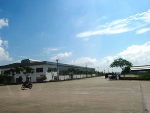 图: 西哈努克经济特区内一家工厂。 图: 西哈努克经济特区内一家工厂。