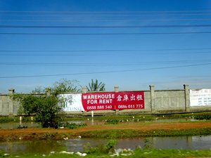 Photo: Warehouse for rent along National Road No.4. Photo: Warehouse for rent along National Road No.4.