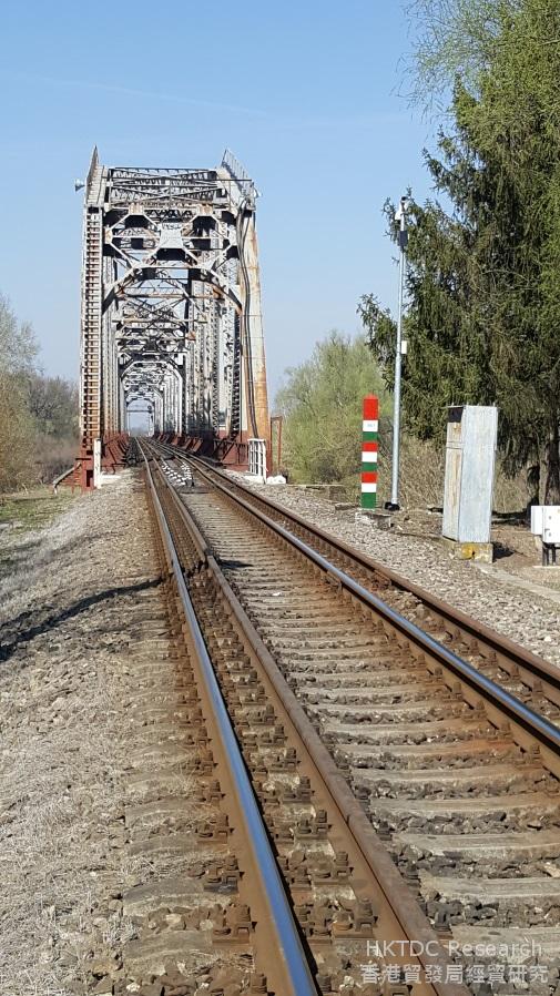 Photo: Rail tracks at Záhony.