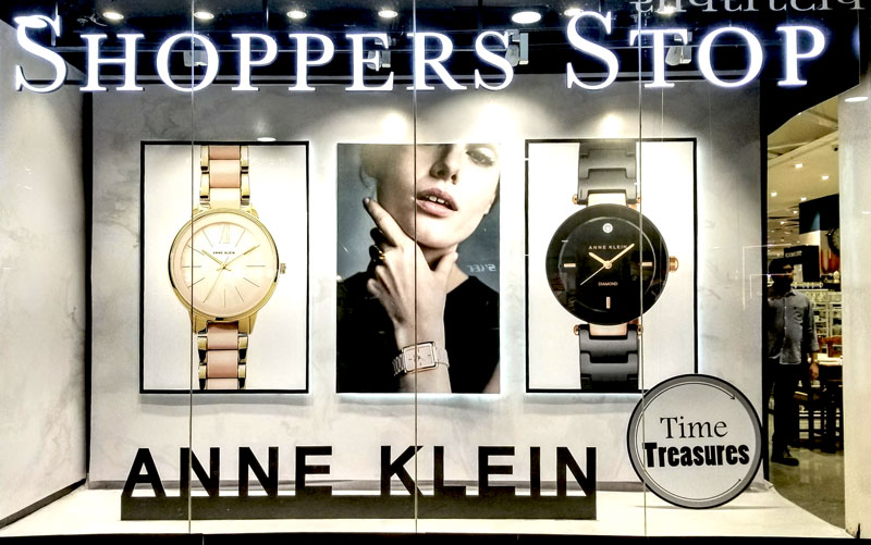 相片: 设于印度浦那的Shoppers Stop商店(1)。 相片: 设于印度浦那的Shoppers Stop商店(1)。