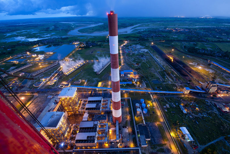 Photo: Mainland enterprises are using Hong Kong services to avoid risks in outbound investment. (Photo courtesy of Shanghai Electric)