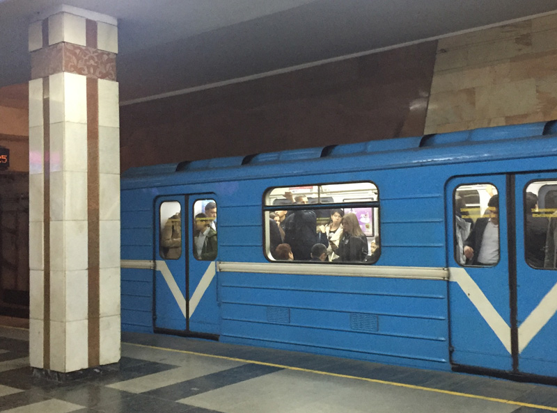 相片：塔什干地鐵(Tashkent Metro)於1977年開始營運，多年來保養得宜，為該市提供快捷鐵路服務。