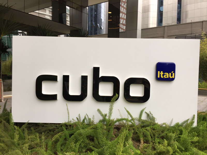 相片: CUBO是一個由美國紅點創投(Redpoint Ventures)及巴西伊塔烏聯合銀行(Itaú Unibanco)建立的共享工作空間,位於巴西金融中心聖保羅,現有數百家初創企業進駐。 相片: CUBO是一個由美國紅點創投(Redpoint Ventures)及巴西伊塔烏聯合銀行(Itaú Unibanco)建立的共享工作空間,位於巴西金融中心聖保羅,現有數百家初創企業進駐。