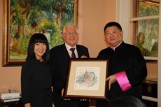 Hong Kong Chair David Lie, HKTDC Deputy Executive Director Margaret Fong, Ubifrance President Alain