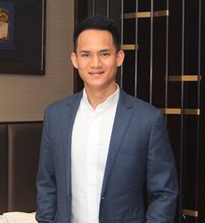 Alexander Fu, CEO Soravit Alexander Fu, CEO Soravit