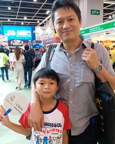 Hong Kong Book Fair Besucher Hong Kong Book Fair Besucher