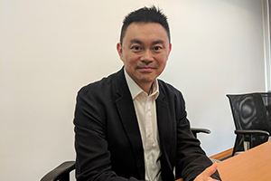 王世松 王世松