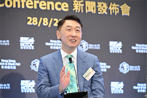 周启良 周启良