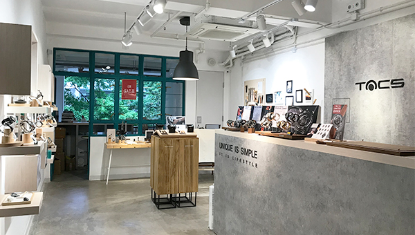 TACS于上环元创方开设的形象店 TACS于上环元创方开设的形象店
