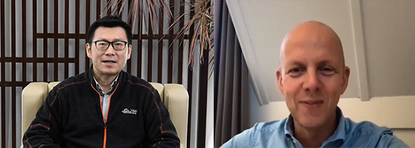 左起:董本洪,Arjan Dijk 左起:董本洪,Arjan Dijk