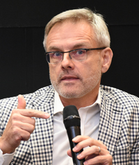 Roland Muller Roland Muller