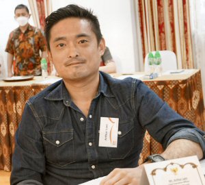 Arthur Lam Arthur Lam