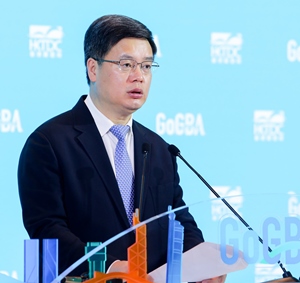 Qin Weizhong Qin Weizhong